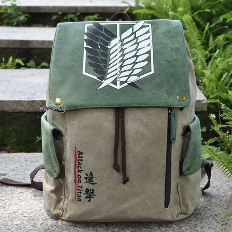 MOCHILA EM COURO ATTACK ON TITAN