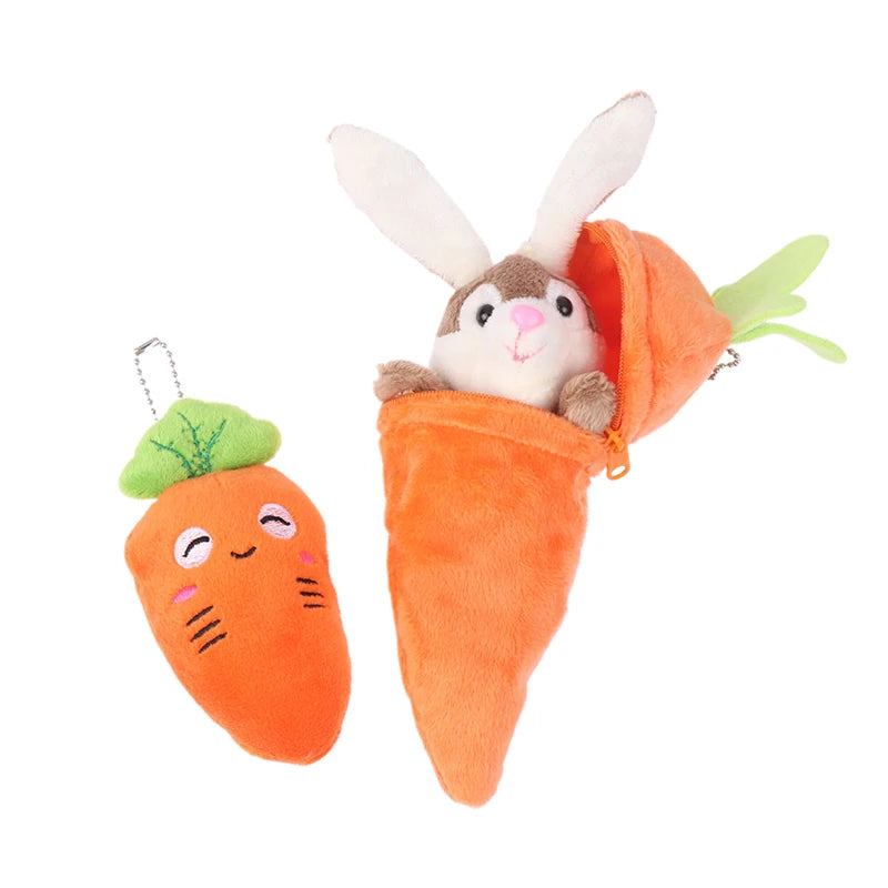 Chaveiro Coelhinho na Cenoura de Pelúcia