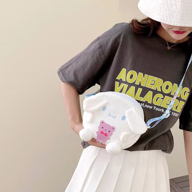 Bolsa de Pelúcia Sanrio – 18cm