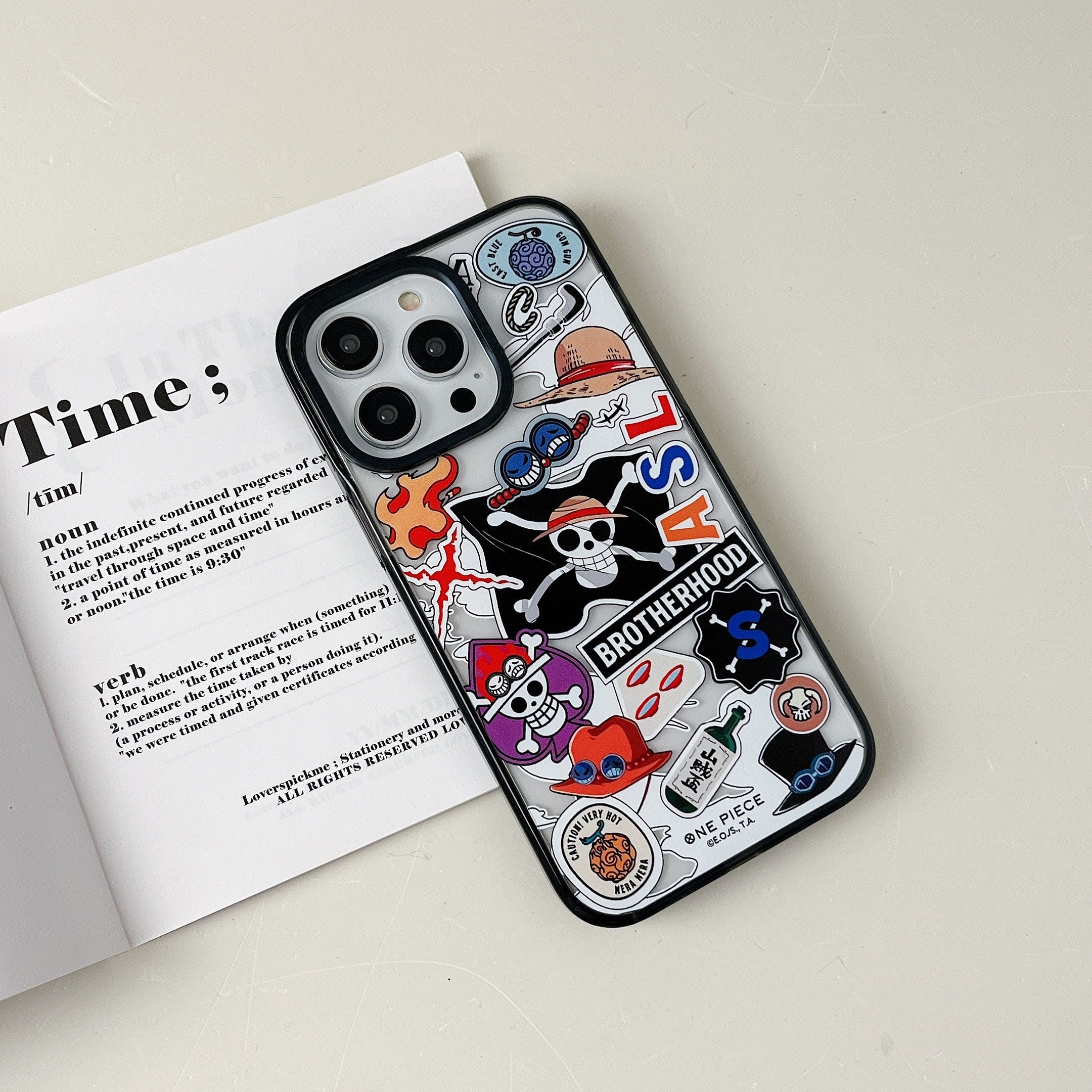 Capinha One Piece Stickers (iPhone)