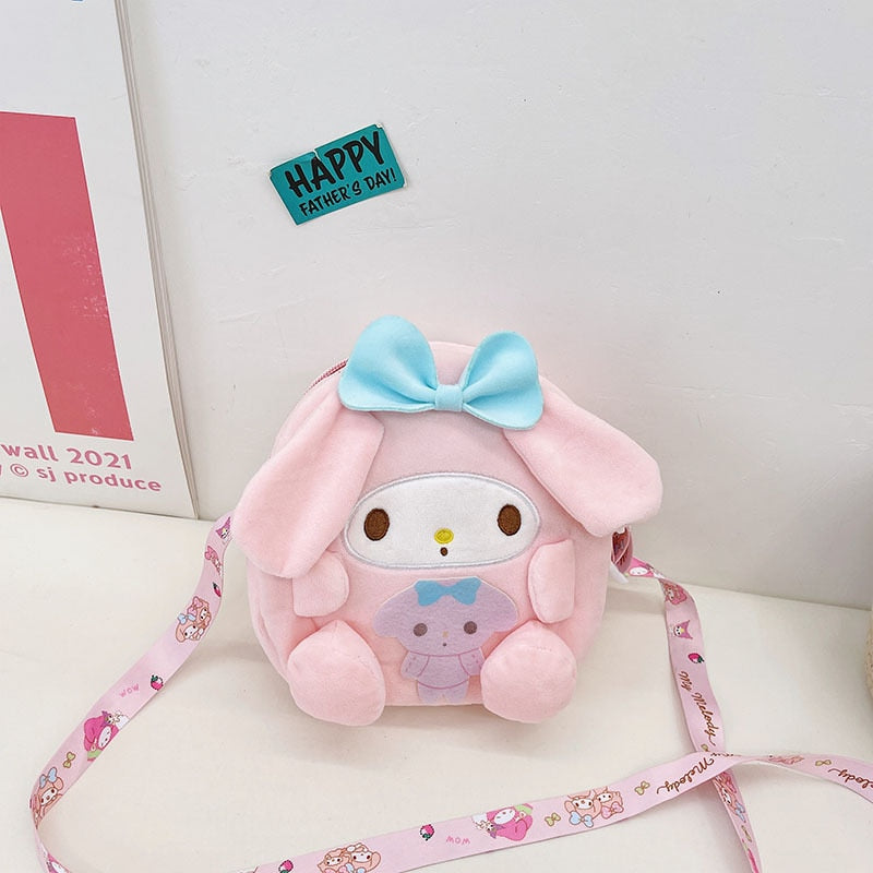 Bolsa de Pelúcia Sanrio – 18cm