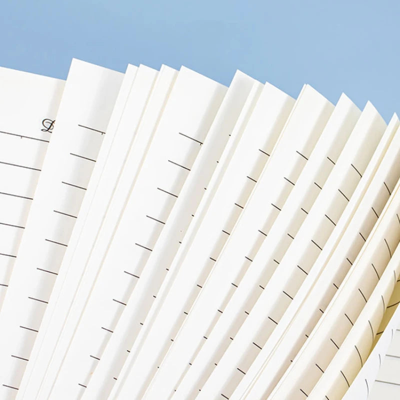 Caderneta A5 Sanrio: Kuromi, Cinnamoroll e Amigos