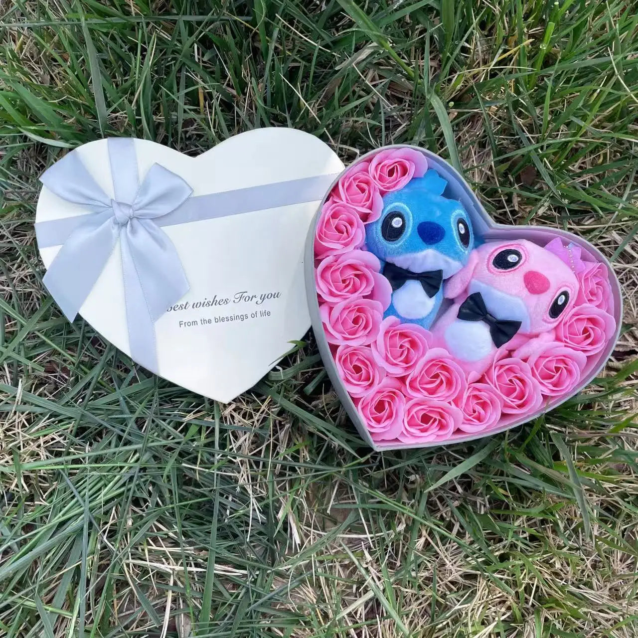 Caixinha Pelúcias Apaixonadas Stitch & Angel