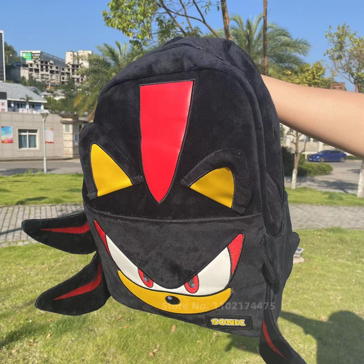 Mochila Pelúcia Shadow the Hedgehog, Sonic Universe