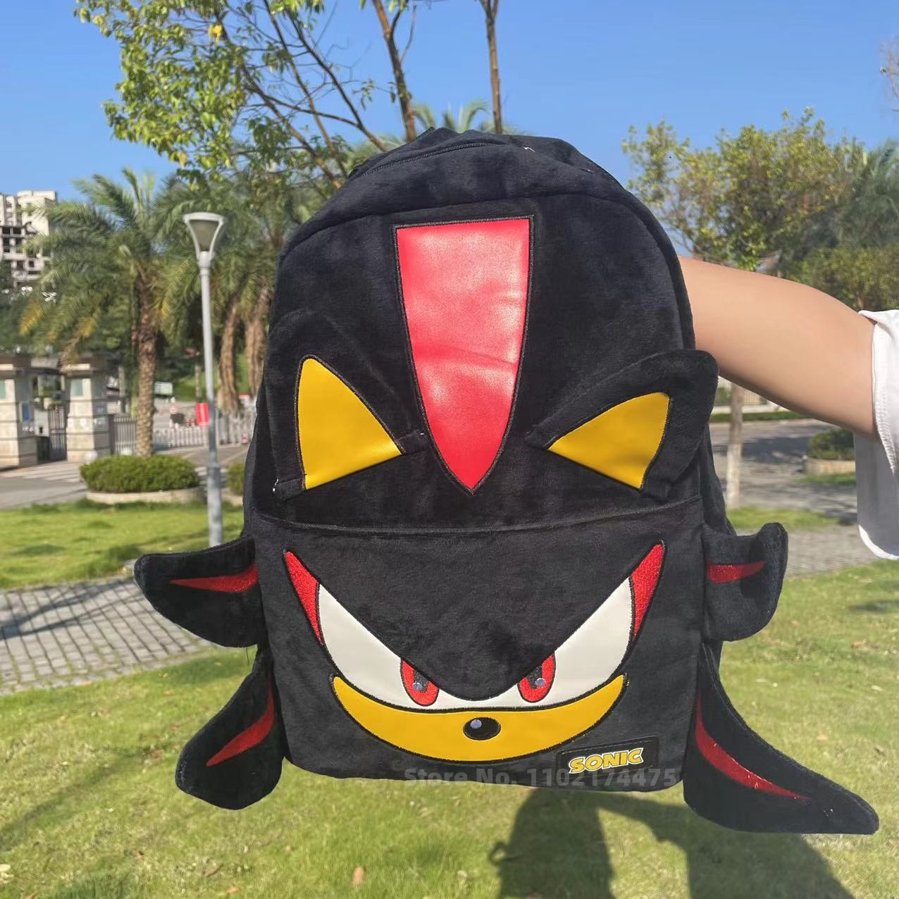 Mochila Pelúcia Shadow the Hedgehog, Sonic Universe