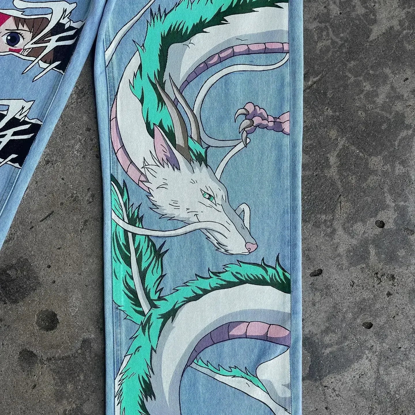 Calça Jeans Ventos de Ghibli