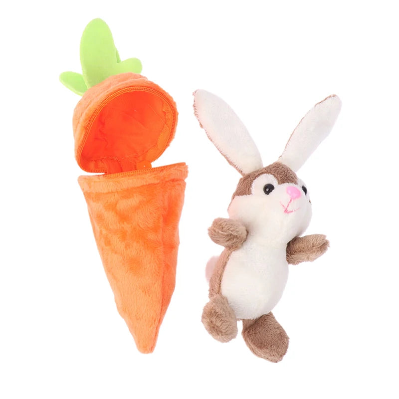 Chaveiro Coelhinho na Cenoura de Pelúcia