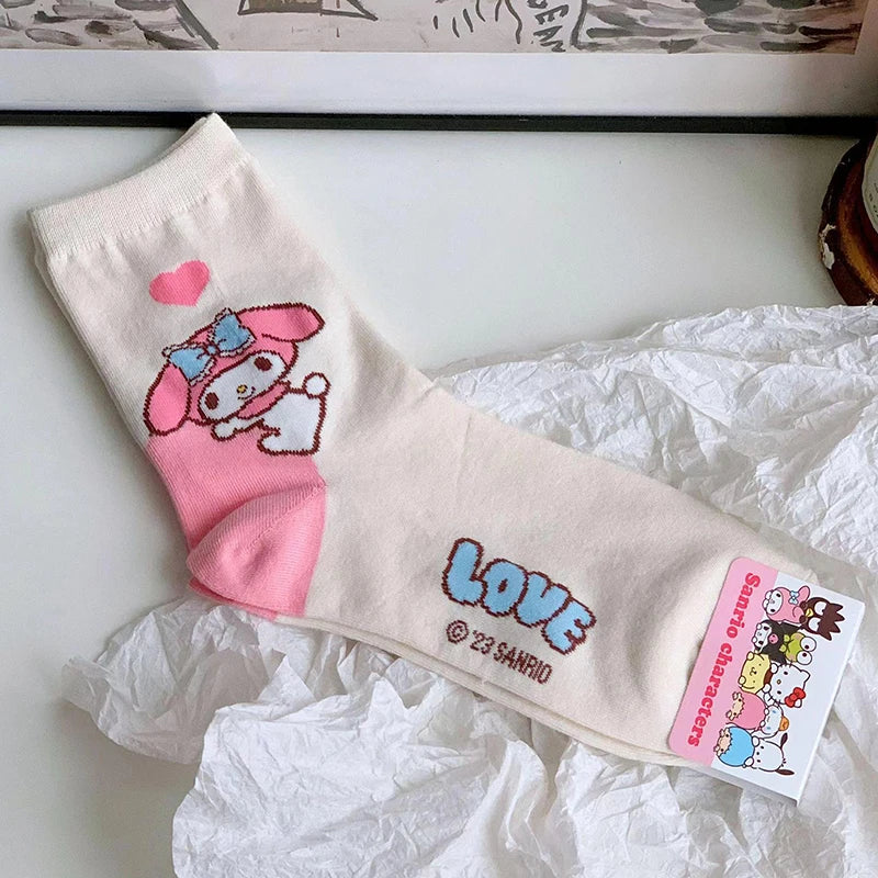 Meia Hello Kitty, Stitch & Hora de Aventura (Brinde Exclusivo)