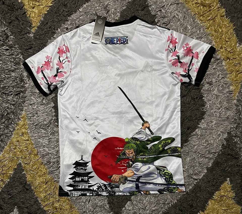 Camisa Japão 2024/2025 "Caçador de Piratas" | Edição Limitada Zoro