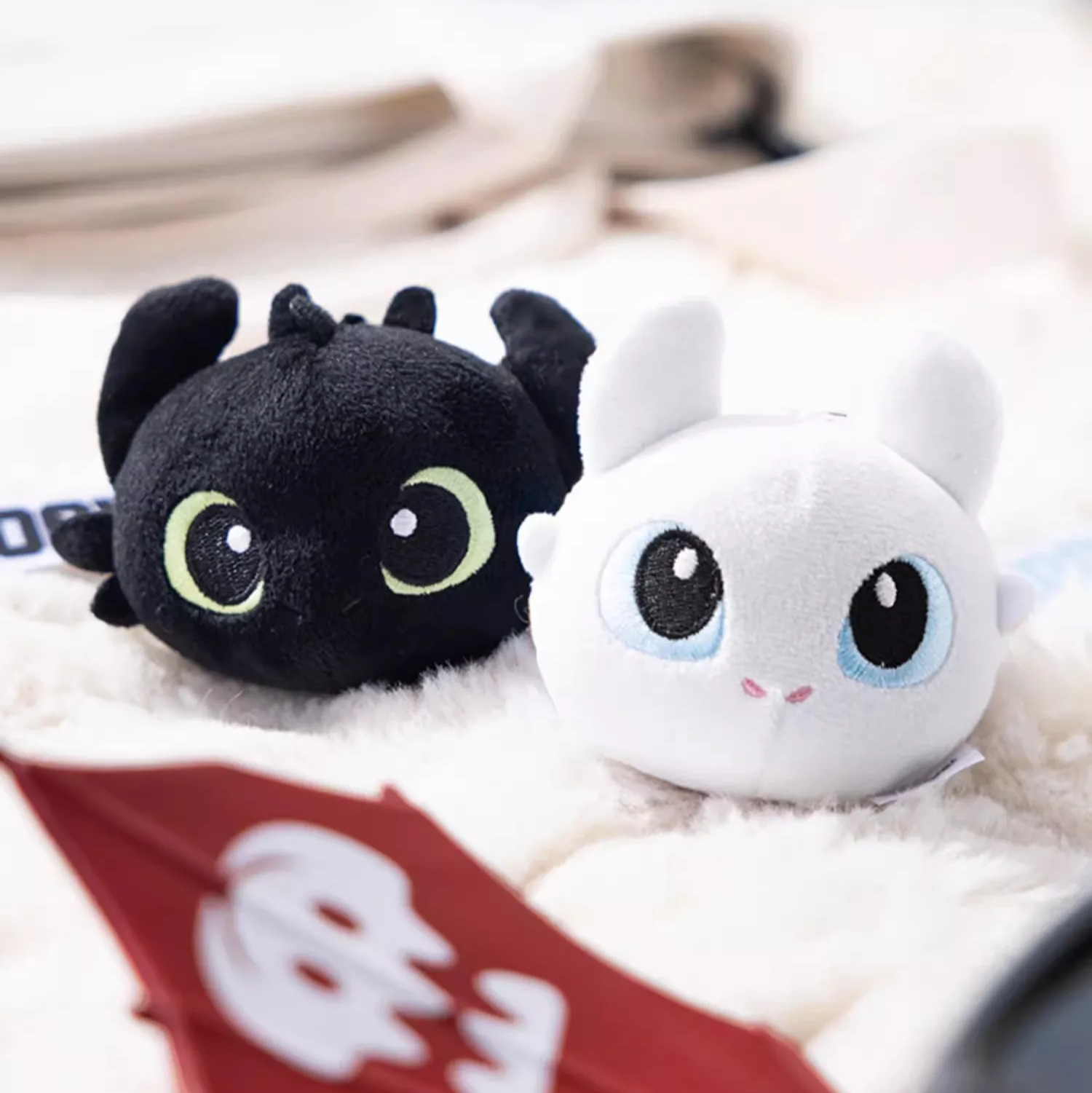 Chaveiro Pelúcia Banguela & Fúria da Luz