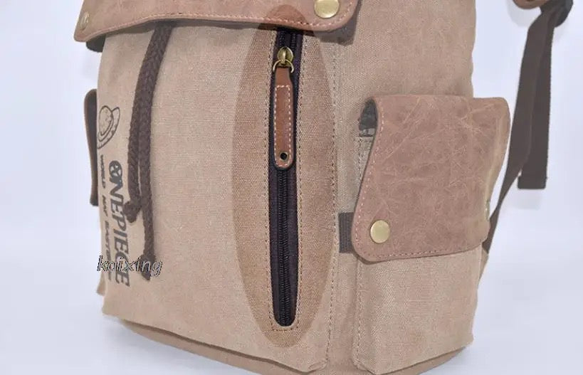 MOCHILA EM COURO NARUTO