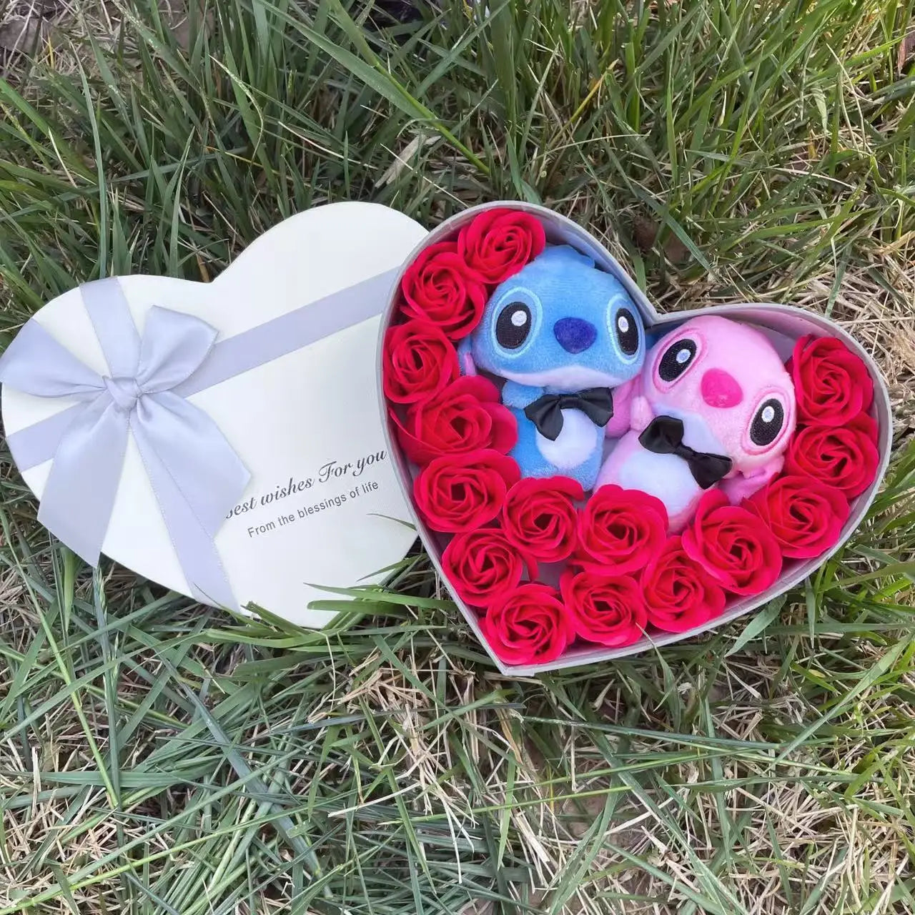 Caixinha Pelúcias Apaixonadas Stitch & Angel