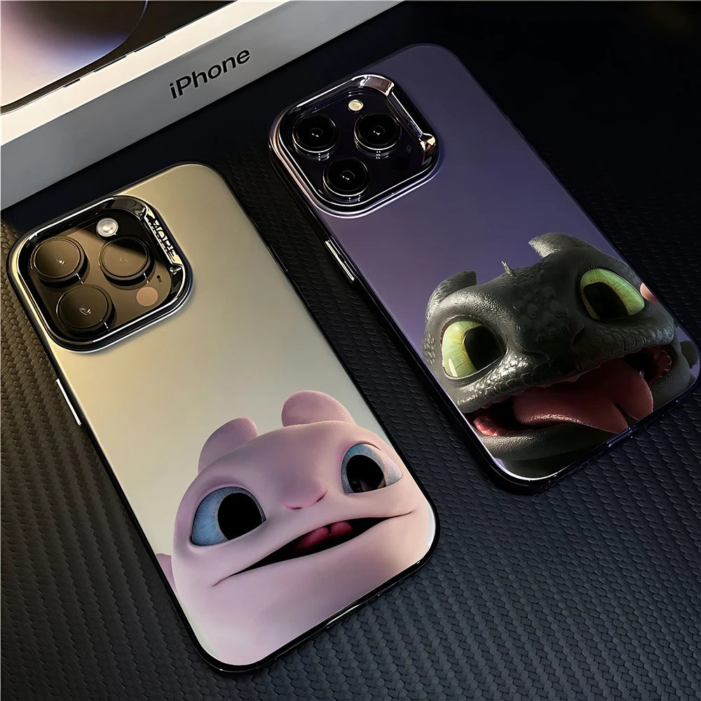 Capinha Dragões Apaixonados (iPhone)