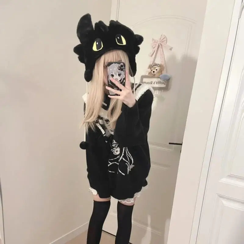 Gorro Pelúcia Banguela e Fúria da Luz