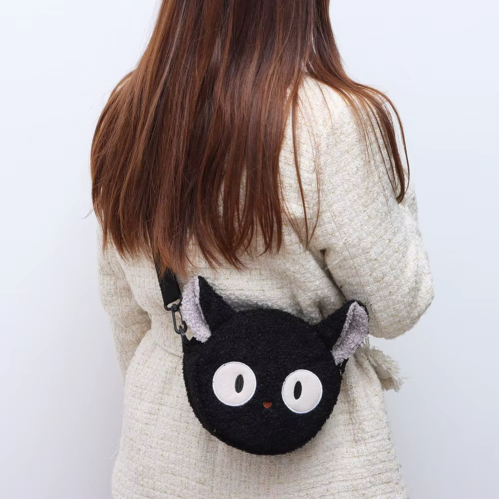 Mini Bolsa Gatinho Mágico, O Serviço de Entregas da Kiki